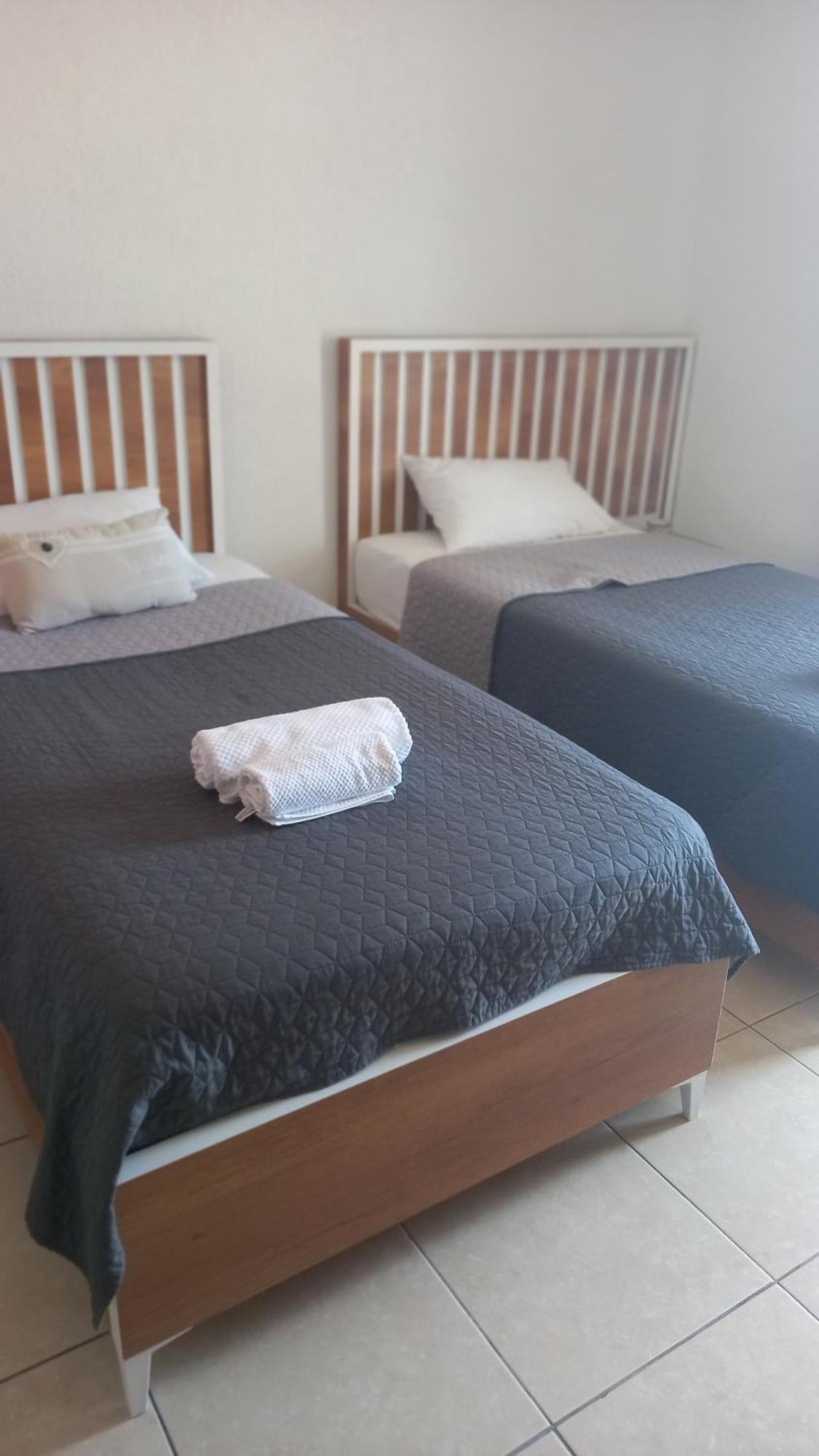 Apartmani Dini Ulcinj Cameră foto