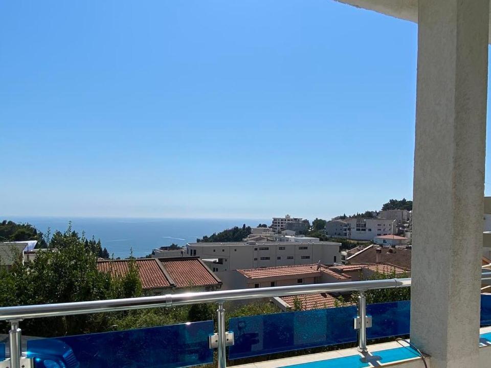 Apartmani Dini Ulcinj Exterior foto