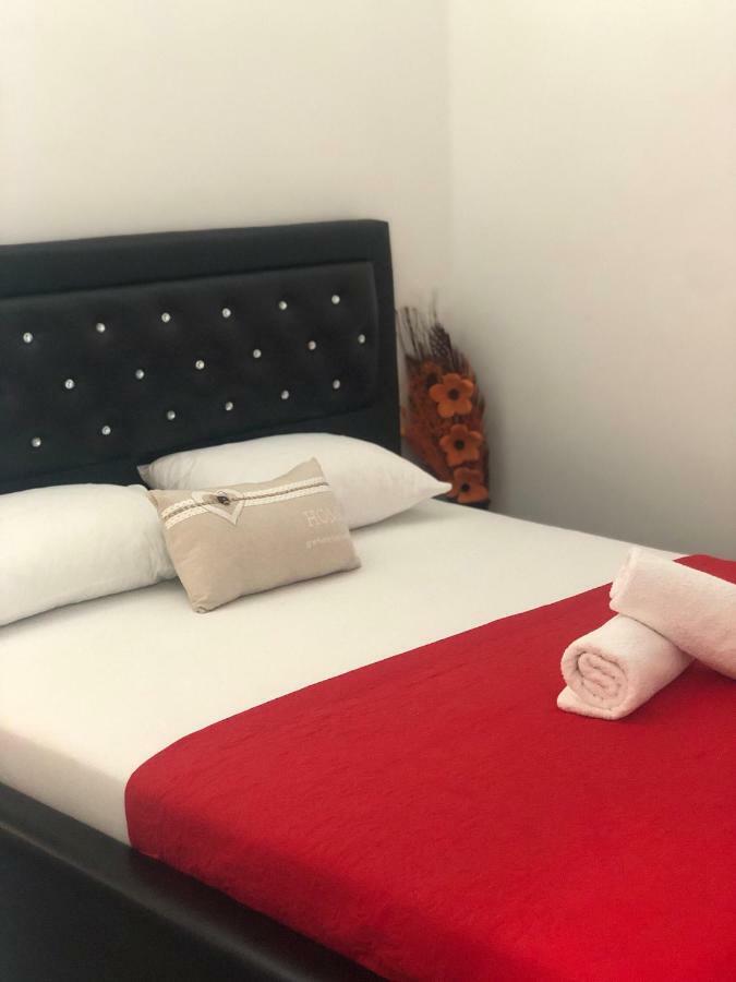Apartmani Dini Ulcinj Exterior foto