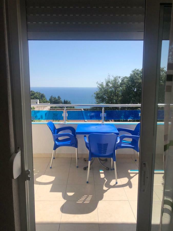 Apartmani Dini Ulcinj Exterior foto